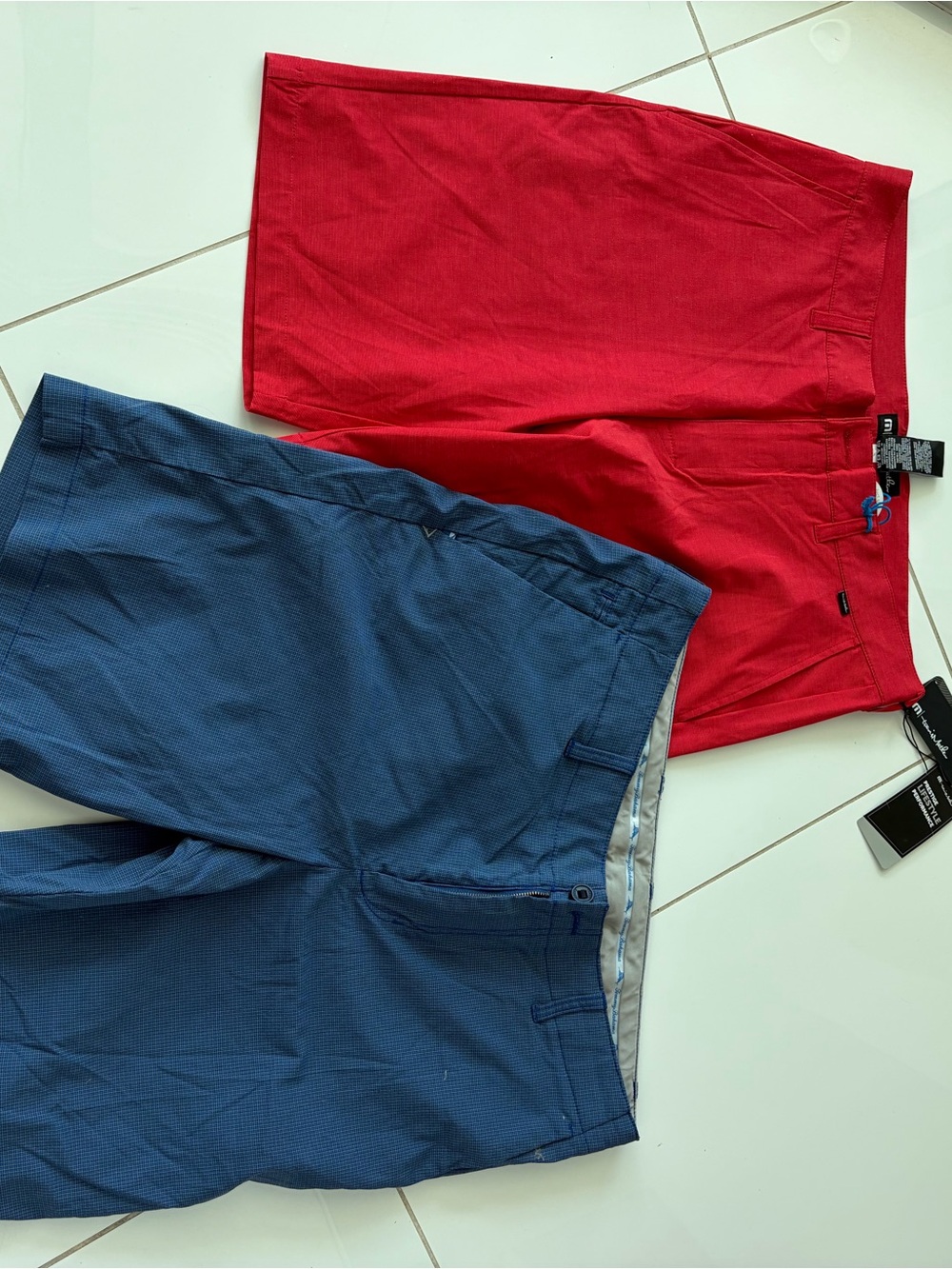 Men's Casual Performance Shorts — Red and Navy - golf shorts